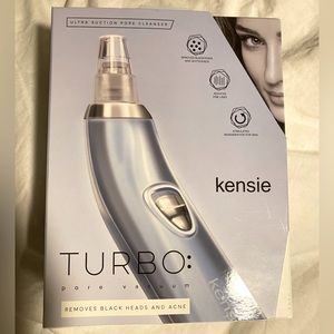 Ultra Suction Pore Cleanser